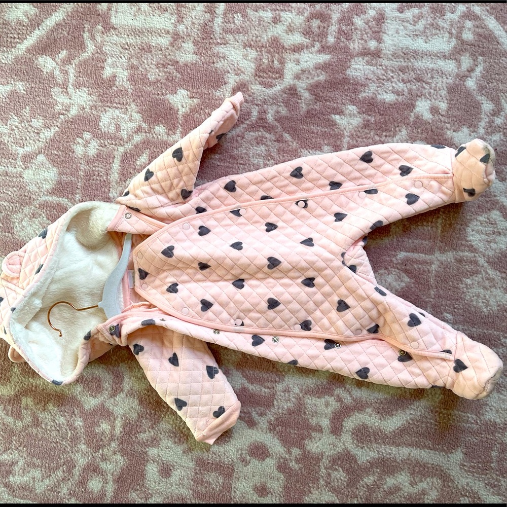 🌟worn only once 🌟 baby girl warm weather onesie